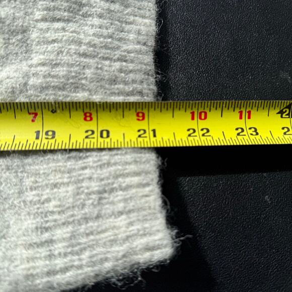 Free People Gray V-Neck Sweater - Picture 11 of 11